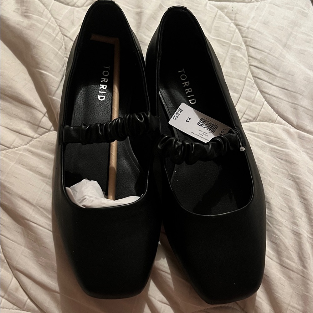 Torrid Black Flats with Elastic Strap